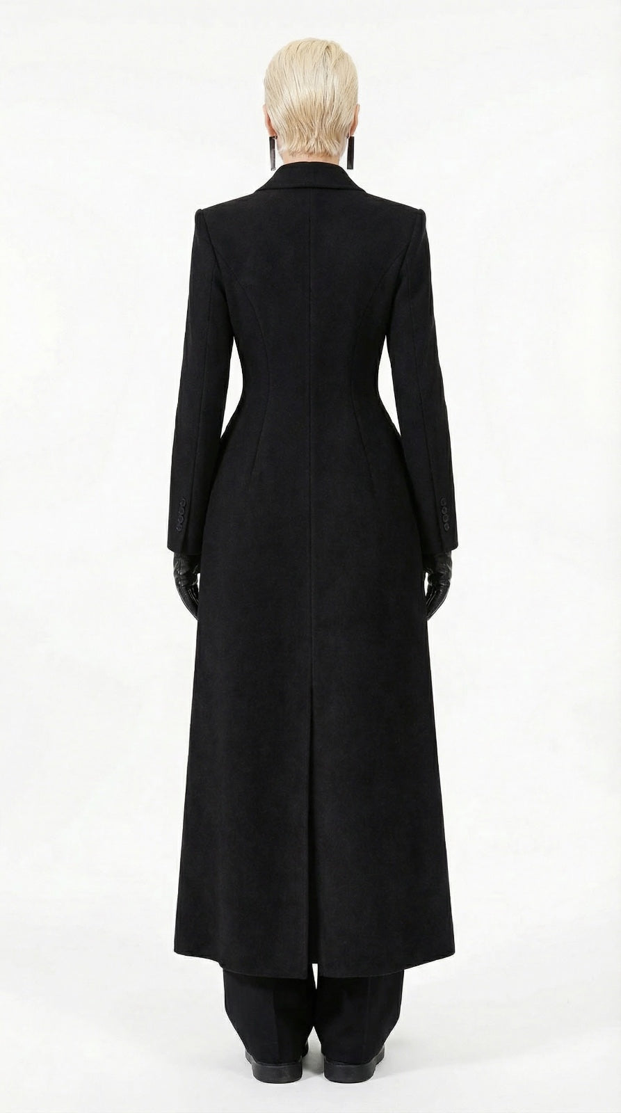 COAT_02 THE SHIELD